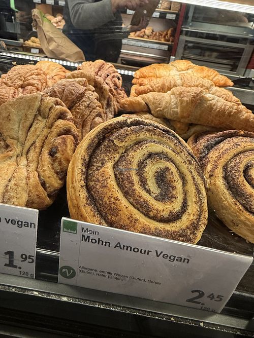 vegan  at denn's Biomarkt  in Halle