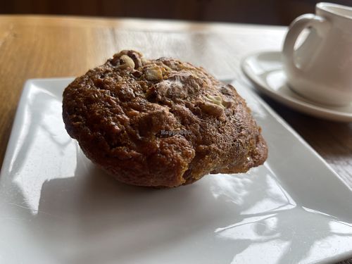 Muffin at Ravens' Restaurant in Mendocino