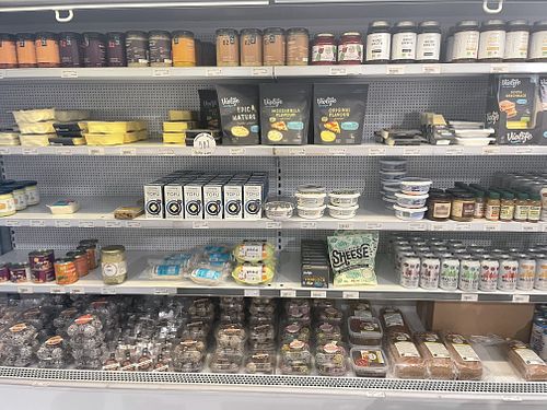   at Kinsarvik Naturkost in Sandvika