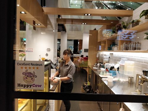 HappyCow 5 stars EXCELLENT reviews decal at D'Life Signature 蔬品軒 - Novena in Central Singapore