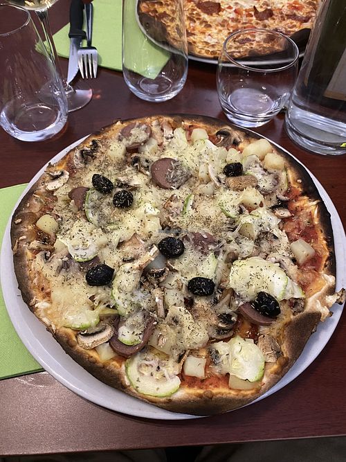   at Le 16e in Besancon