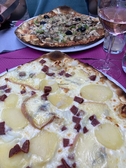Pizza Vegan et Végétarien  at Le 16e in Besancon