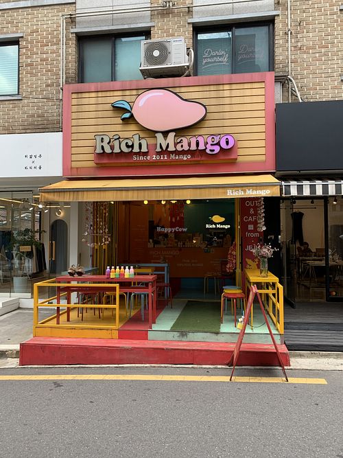 Front at Rich Mango in Seoul