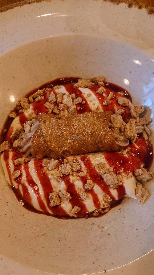 Cannoli at Stereo in Glasgow