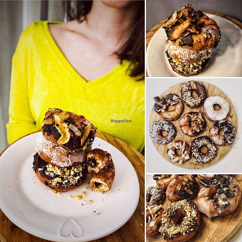Można zamówić przepyszne domowej roboty pączki w zdrowszej wersji at WegeDonut in Warsaw