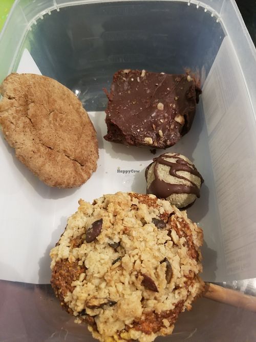 Pâtisseries (snickerdoodle, fudge, rocher, gâteau carottes) at Ô Village in Quebec
