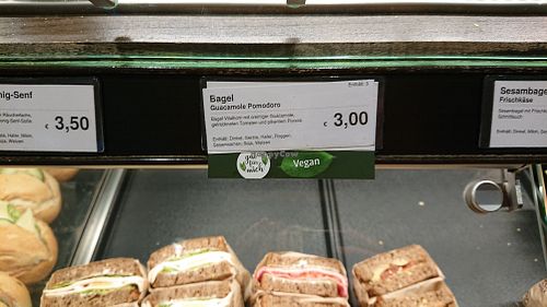 Clear signs for vegan options, with ingredients list at backWERK - Petersstrasse in Leipzig