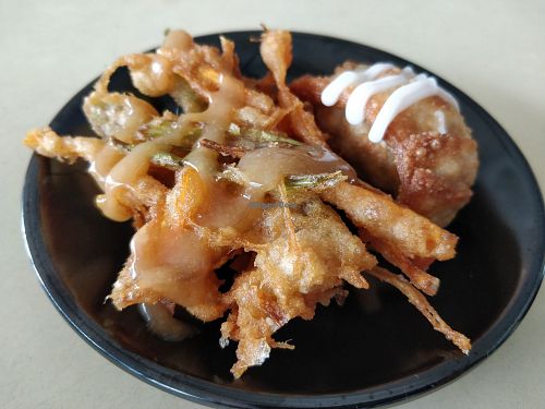 Kakiage and gyōza at Vegiiland in Central Singapore