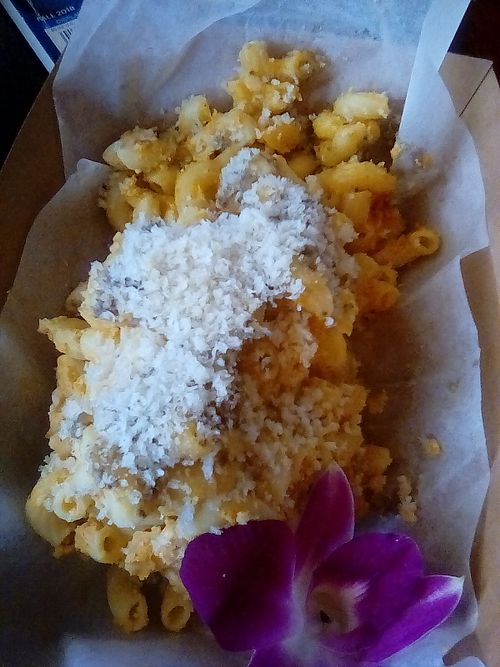 Truffle Mac & cheese - creamy, cheesy vegan goodness at Wisdom's Vegan Bakery & Cafe in Spring