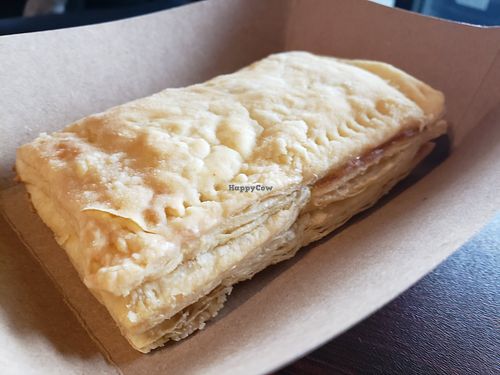 Spinach at Wisdom's Vegan Bakery & Cafe in Spring