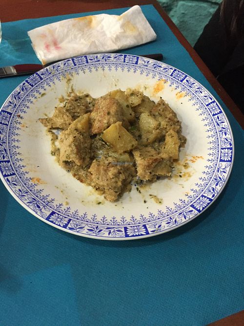 Restos del “pollo” al ajillo at Mostaza y Media in Gijon