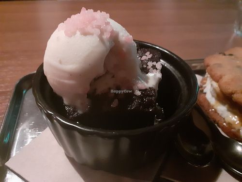 Kladdkaka at Dirty Vegan in Stockholm