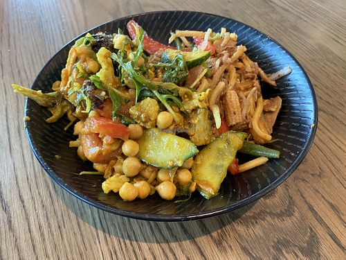 Hokkien noodle salad and chickpea and veggie curry at The Loft in Melbourne