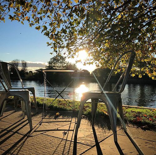 Beautiful Sunset at the Riverside Café at Ginger Bees Cafe in Kingston Upon Thames