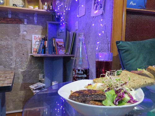 Lecture zone at Herbívoro in Arequipa