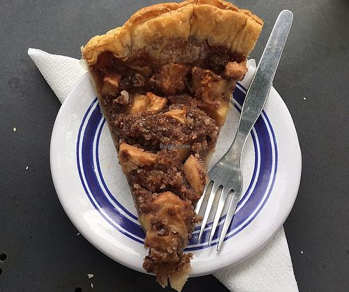 Vegan apple tart at Casa in Faial