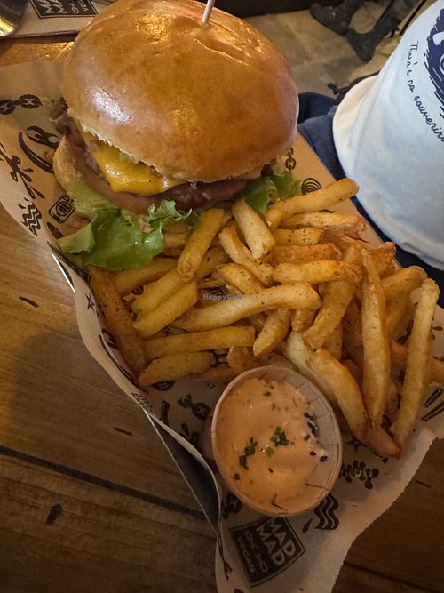 Mad mad burger   at Mad Mad Vegan - Chueca in Madrid