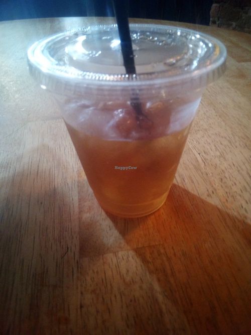 Ginger peach tea at Daily Grind in New Philadelphia