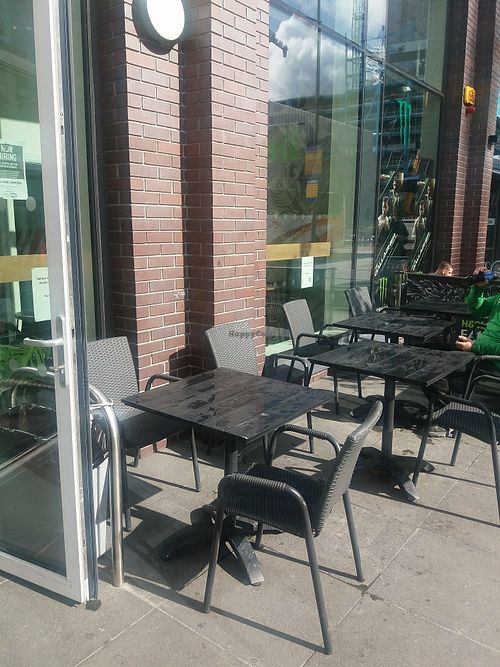 Out door seating at Pita Pit - Point Campus in Dublin