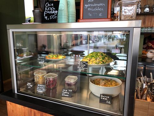 Salads and dishes to go at Café Maiko in Falkensee