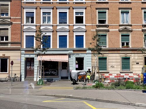 outside at Za Zaa - Erasmusplatz in Basel