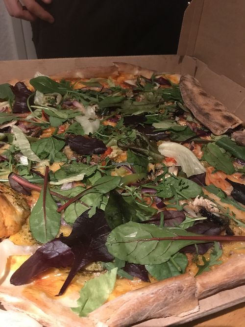 vegan pizza with salad at Spor 1 in Aalborg