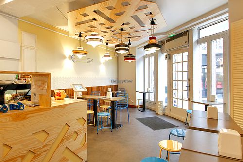 salle de restaurant Phood principale at Phood in Orleans