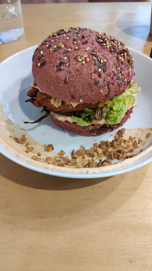 African Burger at Gurou Street Food in La Rochelle