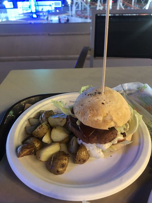 Beyond burger  at Healthy Be Good in Gran Canaria