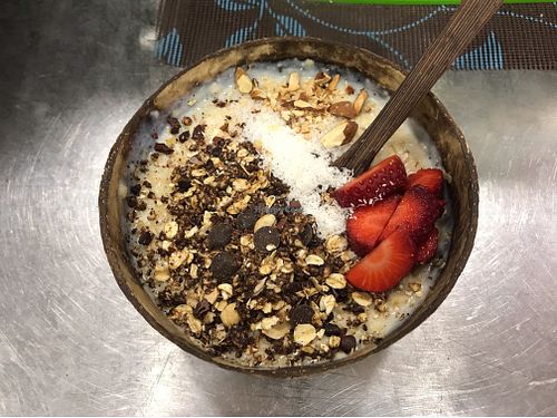 Oatmeal  at Izzy's Market Vegetarian Boutique in Vila Do Bispo