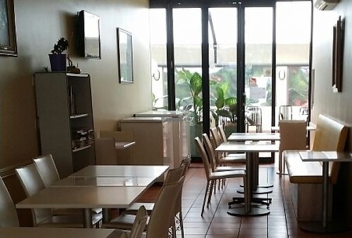 inside seating at Loving Hut in Mount Gravatt