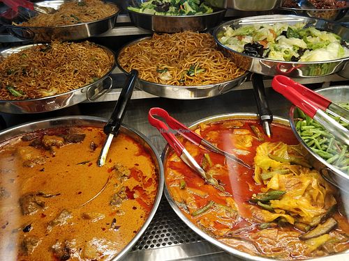Buffet spread at SHU Vegetarian 蔬方斋 - Jurong West in Central Singapore