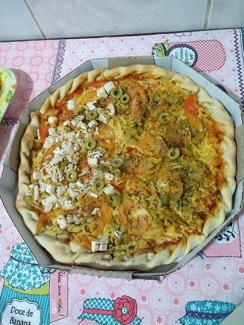 1/2 palmito 1/2 exotic veggan (jaca desfiada) at Pizzaria Suprema in Brasilia