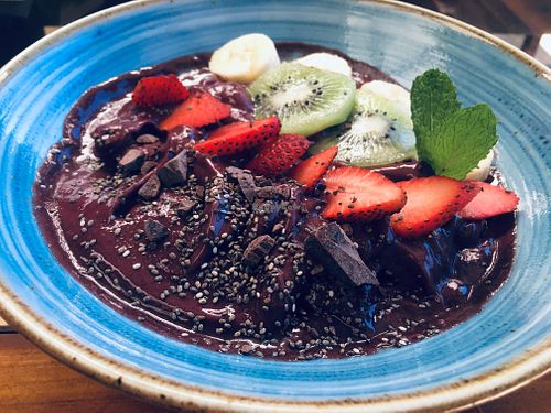 Acai bowl at Orchid Coffee & Restaurant in Monteverde