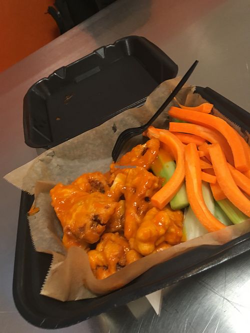 buffalo cauliflower “wings" at OG Wingz in Hollywood
