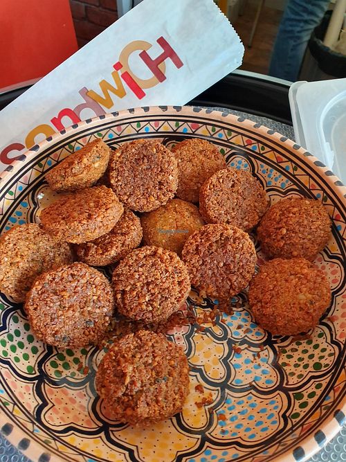 Falafel at Galettes de l'Orient in Geneva