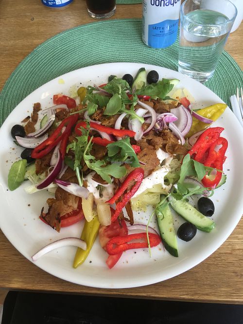Vegan kebab salad at Victoria Pizzeria in Trelleborg