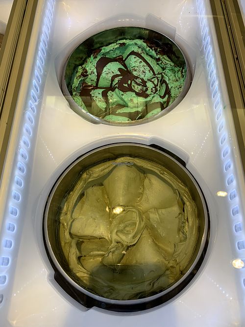Couple flavors  at Gelato Fantasy in Venice