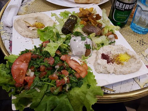 Vegan mezze at Falafel Cafe in Paris