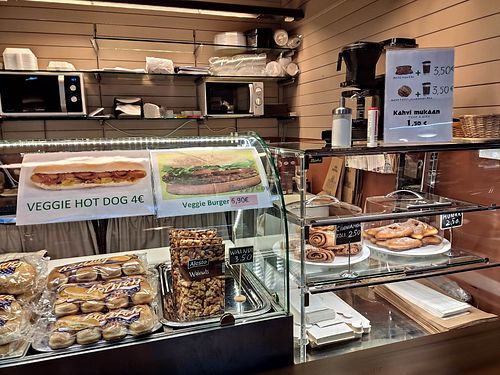 Food options 1 at Fresh Deli in Helsinki