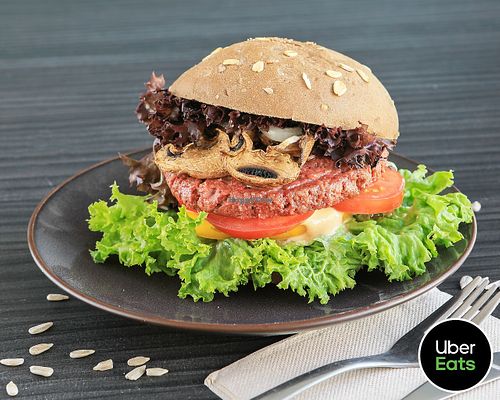 Classic LUST burger (VEGAN) at Lust in Groningen