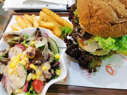  at Green Ba - Somerset in Central Singapore