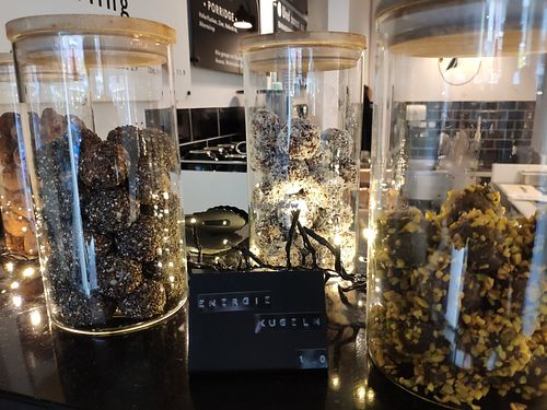 Bliss balls at KALTPRESSE in Cologne