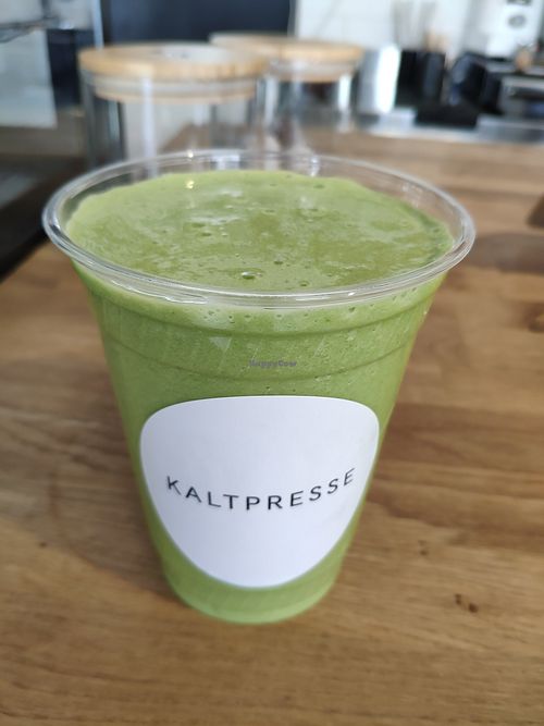 Wiesel Smoothie at KALTPRESSE in Cologne