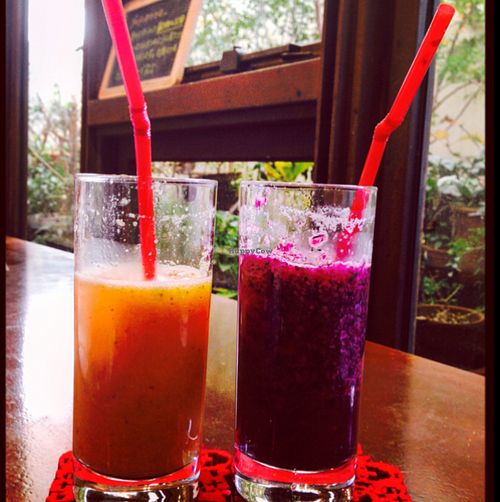 Purple smoothie had all things purple; red cabbage, shiso, blueberries at Mumokuteki Vegan Cafe in Kyoto