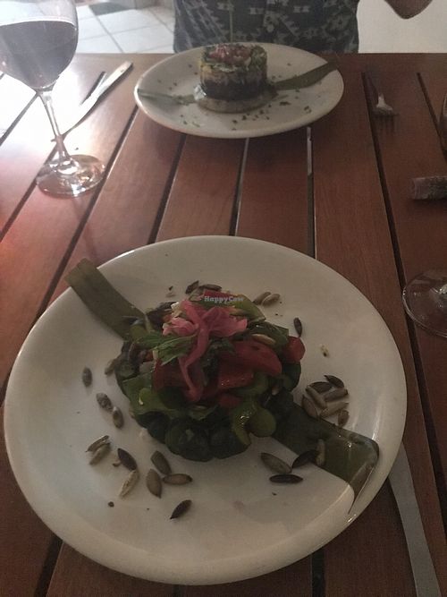 The two vegan main dishes at IX CAT IK in Valladolid