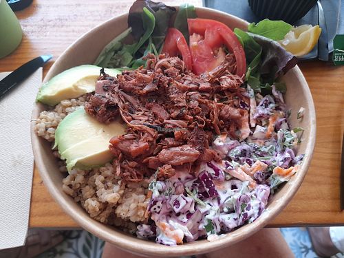 BBQ jackfruit poke bowl at PLANT SHACK - Altea in Altea