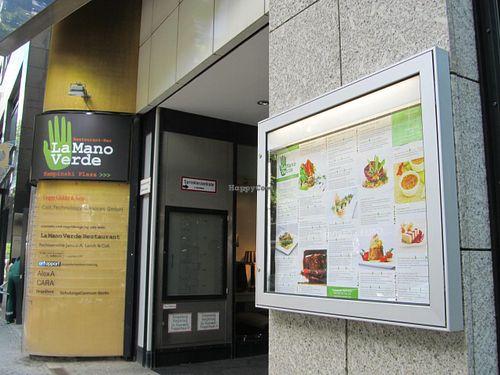 street-front entrance at La Mano Verde in Berlin
