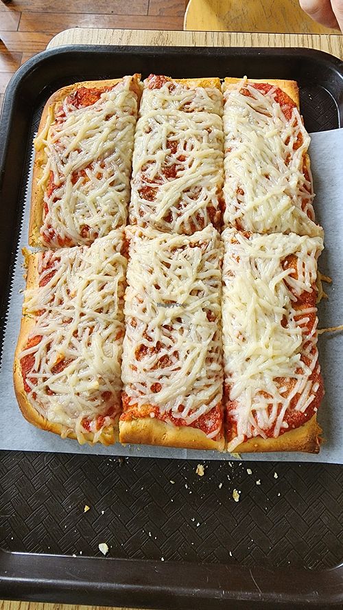 Half pizza tray at Eden Vegan Cafe in Scranton