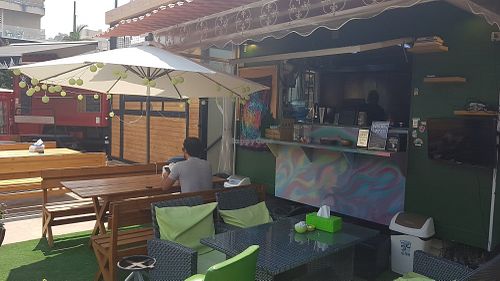 Outdoor seating at Vegan in Kaslik